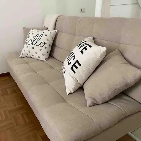 A Cecina Sul Di Garda Apartamento *